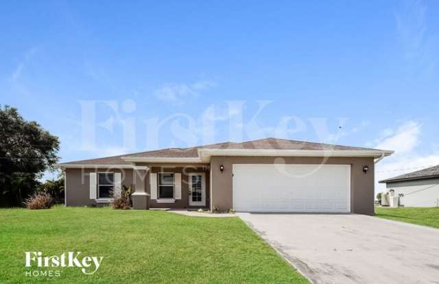 2744 Northeast 5th Avenue - 2744 Northeast 5th Avenue, Cape Coral, FL 33909