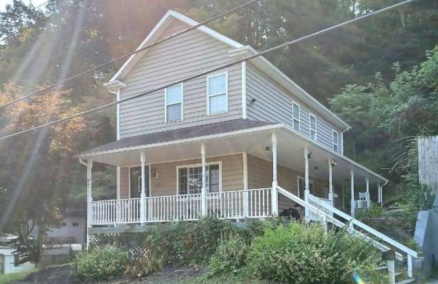 142 Main St photos photos