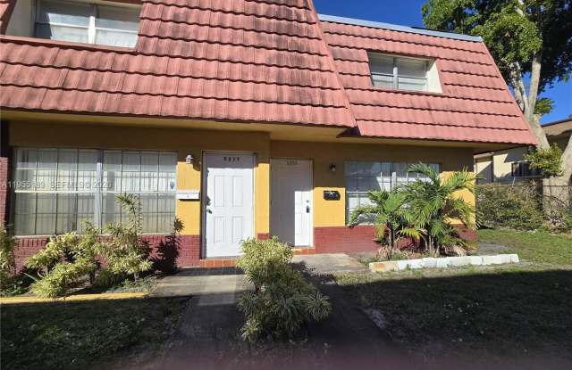 5309 NW 27th St photos photos