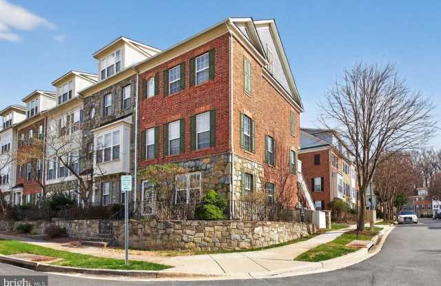 102 PASTURE SIDE Place photos photos