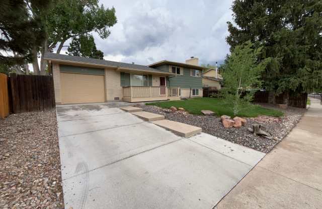 4715 La Cresta Dr photos photos