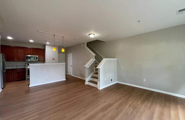 42301 ONYX Terrace Gallery 3
