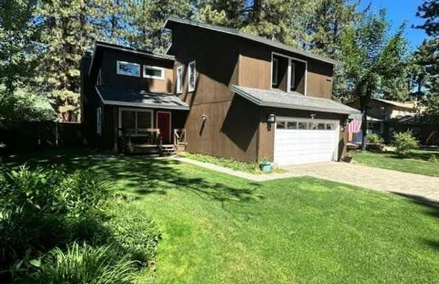 Lovely, fully furnished 3Bd 2.5 Ba home, pet friendly!! Call me today to inquire. photos photos