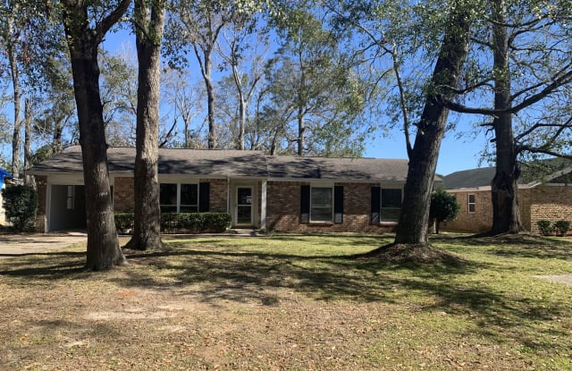 3620 East Johnson Avenue - 3620 East Johnson Avenue, Ferry Pass, FL 32514