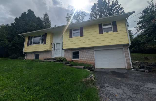 180 Lenor Drive Gallery 1