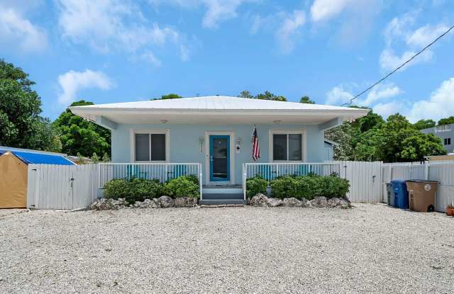 939 Plantation Road photos photos