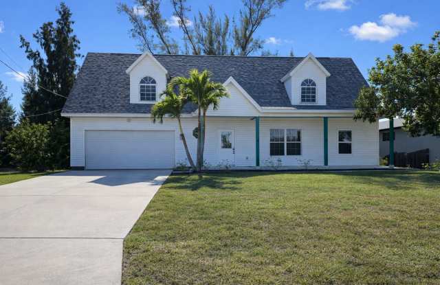 Spacious 4-Bedroom Home with Office  Loft in Quiet Cape Coral Neighborhood – Pet Friendly! photos photos