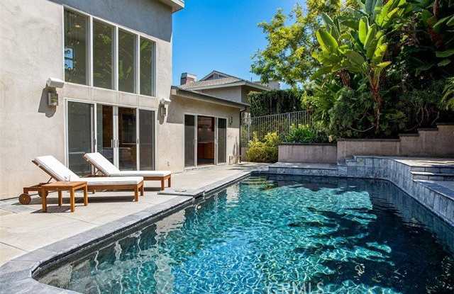 30692 Marilyn Drive Gallery 4