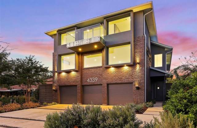 4339 Bonham Street Gallery 2