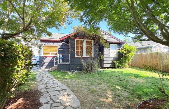 AVAILABLE NOW! Charming 3 Bed, 2 Bath Bungalow in Delridge! photos photos