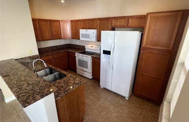 17065 SW 93rd Street 17065, Miami, FL 33196 photos photos