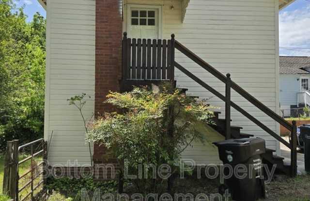 182 Cabarrus Ave E photos photos