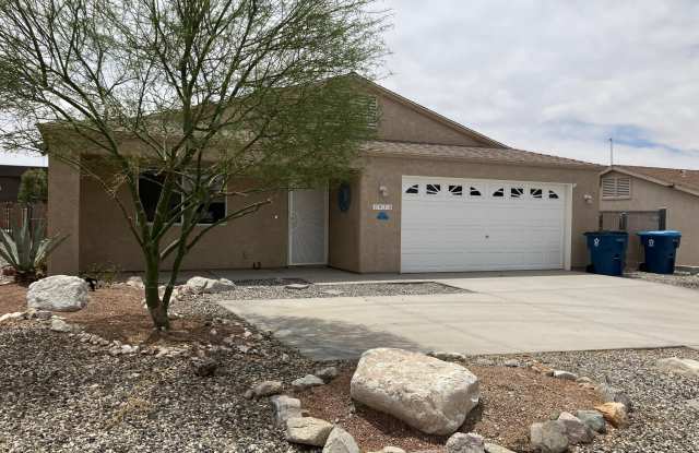 2930 Palisades Dr photos photos