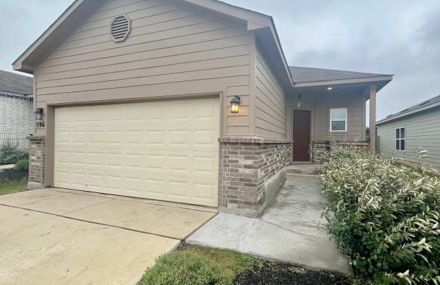 596 Jennifer Way photos photos