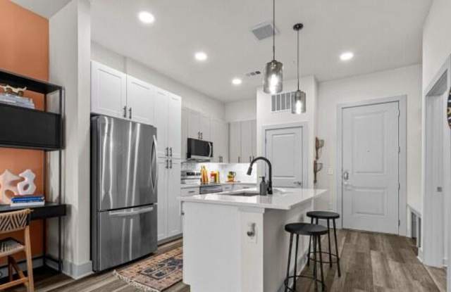 2260 Lynnbrook Dr Gallery 4