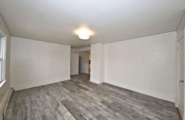 176 W Post Road Gallery 3