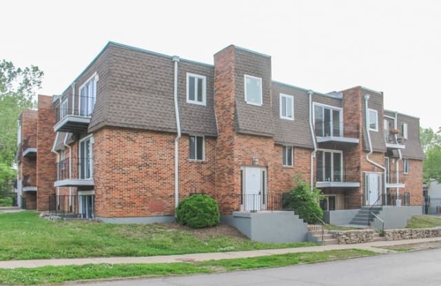 2 West 38th Street - 2 West 38th Street, Kansas City, MO 64111