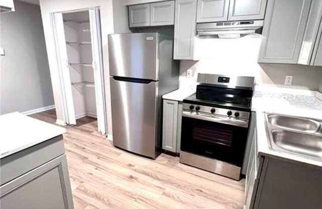 2305 Fairbanks Avenue photos photos