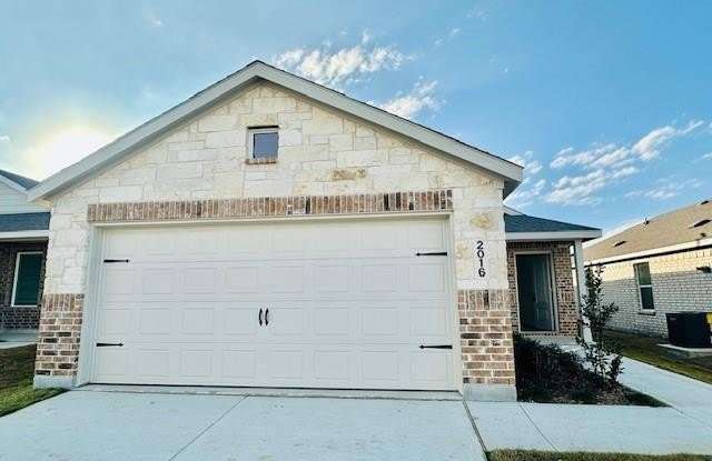 2016 Belgian Drive photos photos