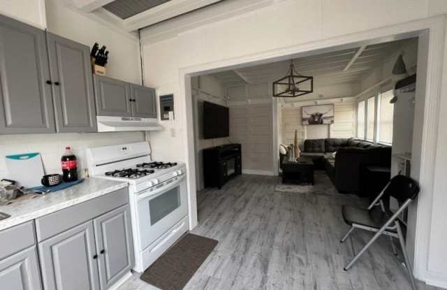 324-326 Summer Ave photos photos