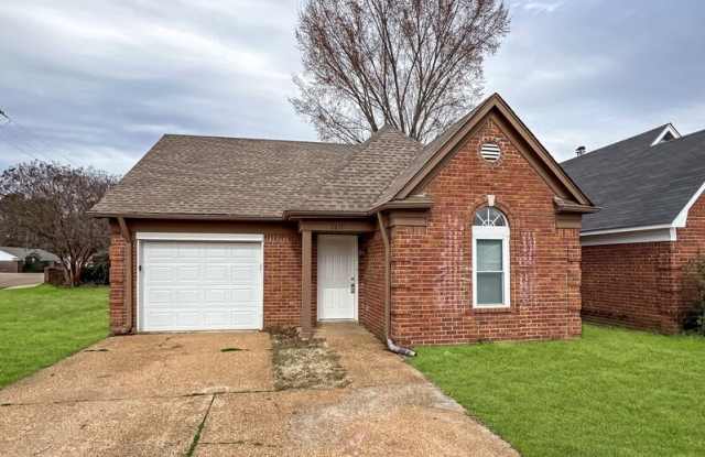 2670 Brachton Cv E - 2670 Brachton Cove East, Horn Lake, MS 38637