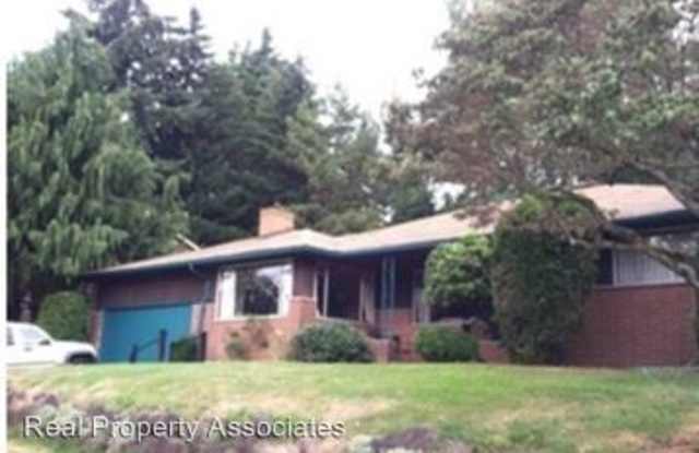 8002 27th Ave NE - 8002 27th Avenue Northeast, Seattle, WA 98115