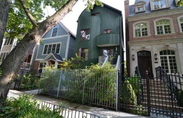 1321 Henderson - 1321 W Henderson St, Chicago, IL 60657