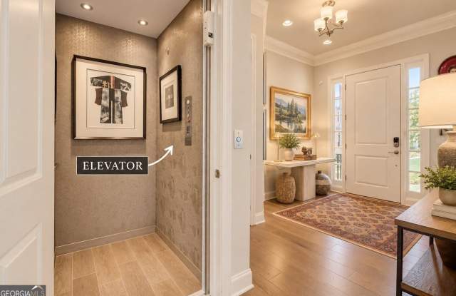 380 Rose Garden Lane Gallery 3