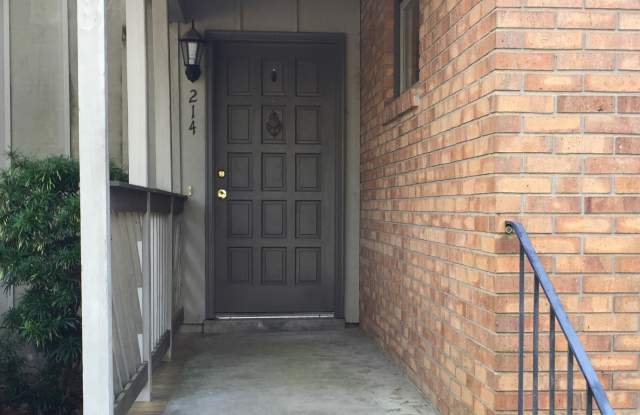 214 Westbrooke Dr photos photos
