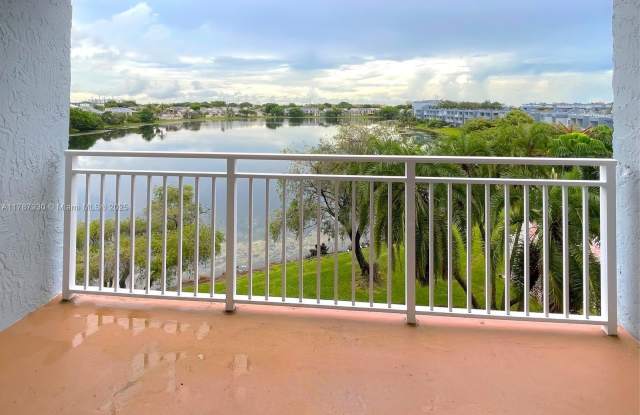 9375 Fontainebleau Blvd - 9375 Fontainebleau Boulevard, Fountainebleau, FL 33172