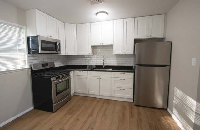 10523 Baker Pl Gallery 2