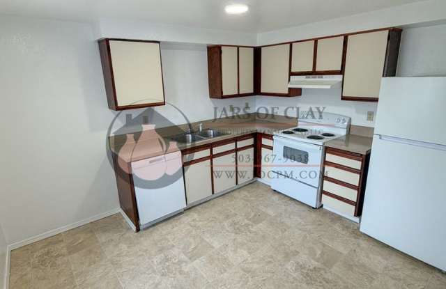 1/2 Off First Full Month's Rent | 2 Bed/1 Bath in Keizer | Ground Floor | W/D Hookups Gallery 2