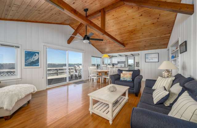 106 Harbor Road Gallery 2