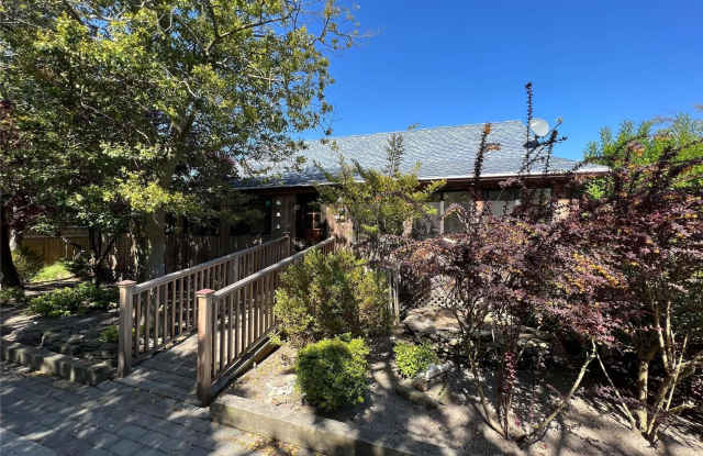 731 Ocean Breeze Walk Gallery 2