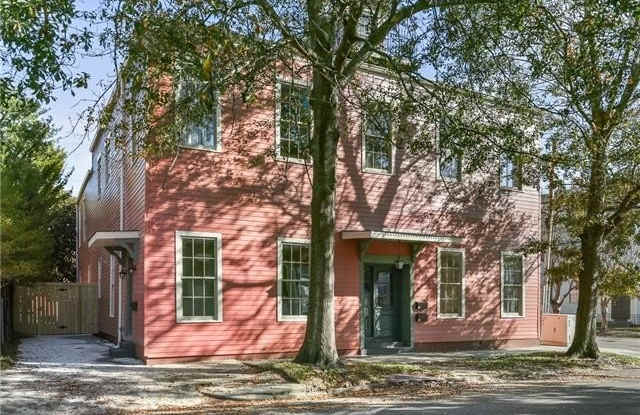 244 OLIVIER Street photos photos