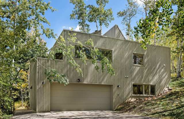 2076 Faraway Road Gallery 2