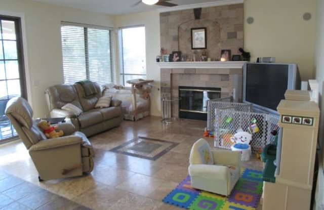 4615 E Kirkland Road Gallery 2