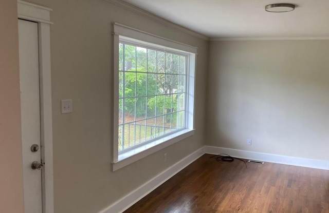 2503 S Vance Drive Gallery 2