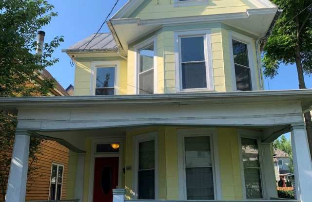 Charming 3 BR home with Garage, Convenient Location! photos photos