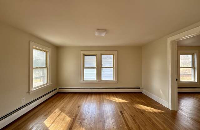 126 Beecher Street Gallery 2
