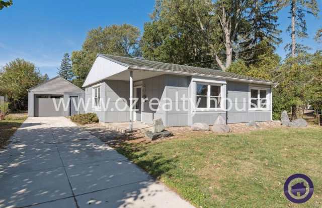 6025 Summit st - 6025 Summit Street, Sylvania, OH 43560