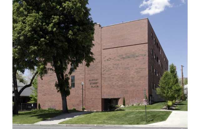 Prime Amenities Await: Newly Renovated 2-Bed Apartment in Salt Lake City! photos photos