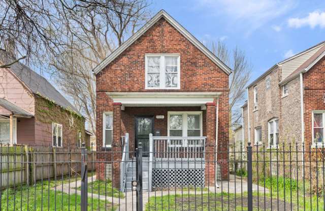 9238 S Dauphin Ave photos photos