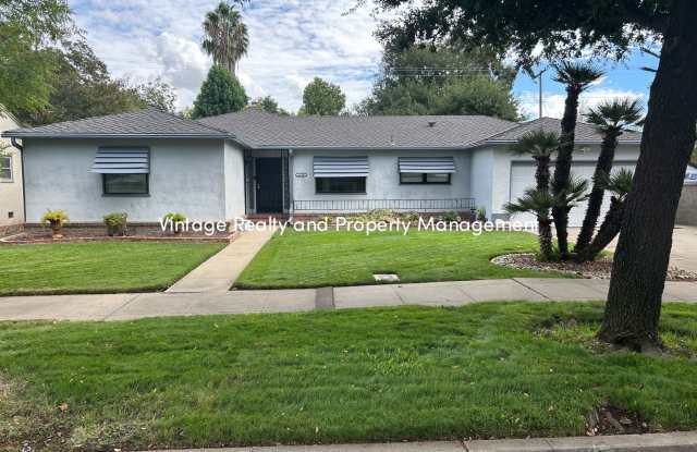 First Time On The Rental Market! Single Story 4 Bedroom Home Ready To Go!!! photos photos