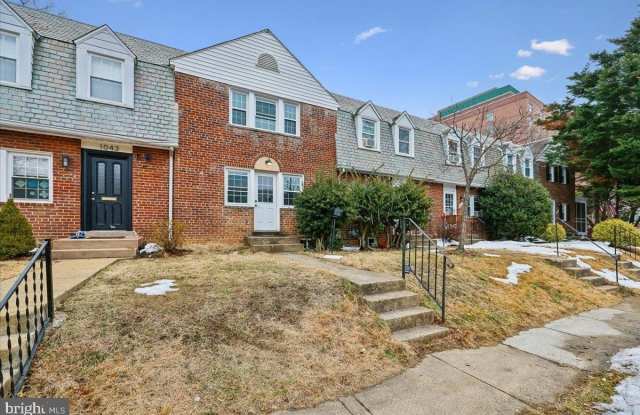 1041 N MONROE ST photos photos