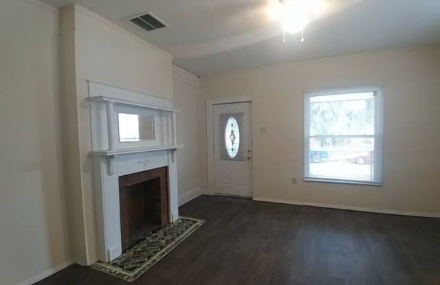 47 North Addison Street Gallery 2