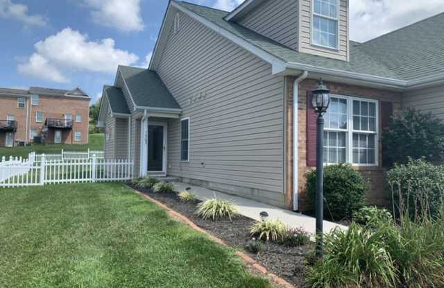 3 Bedroom, 2 Bath Townhouse-end unit 1 Car Garage photos photos 3 Bedroom, 2 Bath Townhouse-end unit 1 Car Garage photos photos