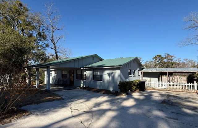 Sprawling Orange Park Home Ready to Rent! photos photos