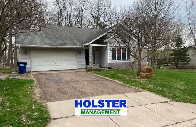 3 Bedroom, 3 Bath Home With 2-Car Attached Garage In Rothschild photos photos