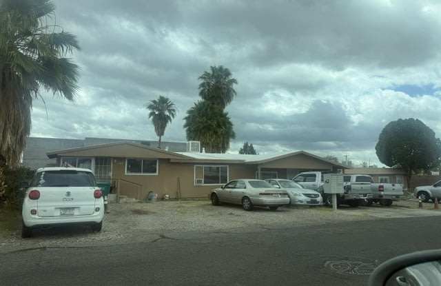 1085 West Schafer Drive - 2 photos photos
